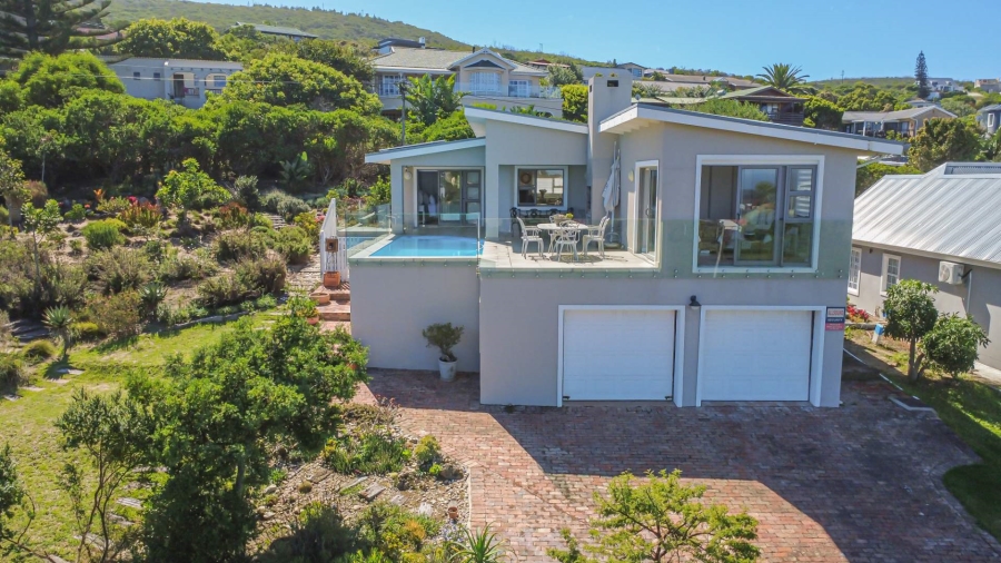 3 Bedroom Property for Sale in Brenton On Sea Western Cape
